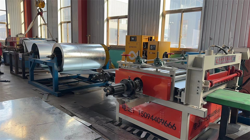 鐵板開(kāi)平機(jī)