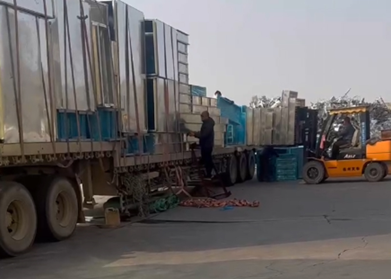 發(fā)貨現(xiàn)場(chǎng)