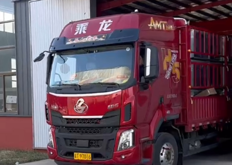 發(fā)貨現(xiàn)場(chǎng)